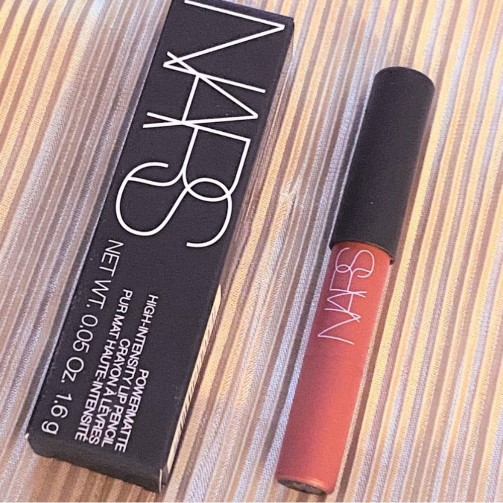 NARS Power Matte POWERMATTE Lip Pencil 185 CRUELLA travel size